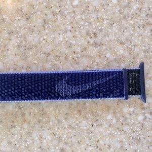 New Nike Apple Watch Sport Band - Lavender